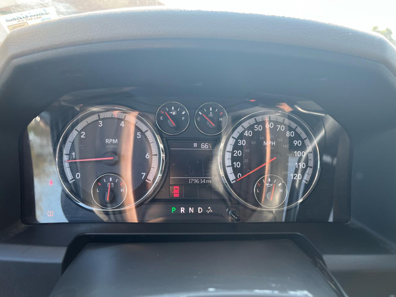 RAM 1500 ST Crew Cab 2WD 2012