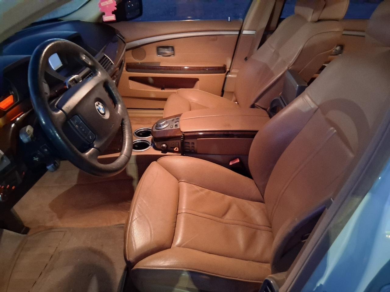 BMW 750Li  2008