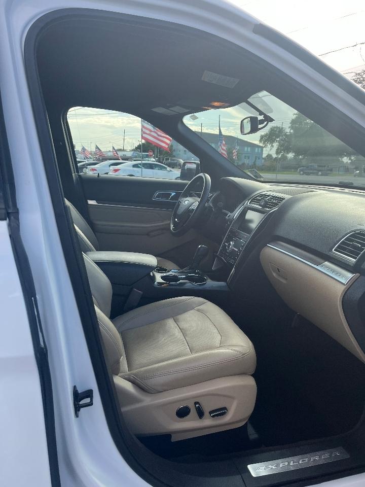 Ford Explorer Limited FWD 2016