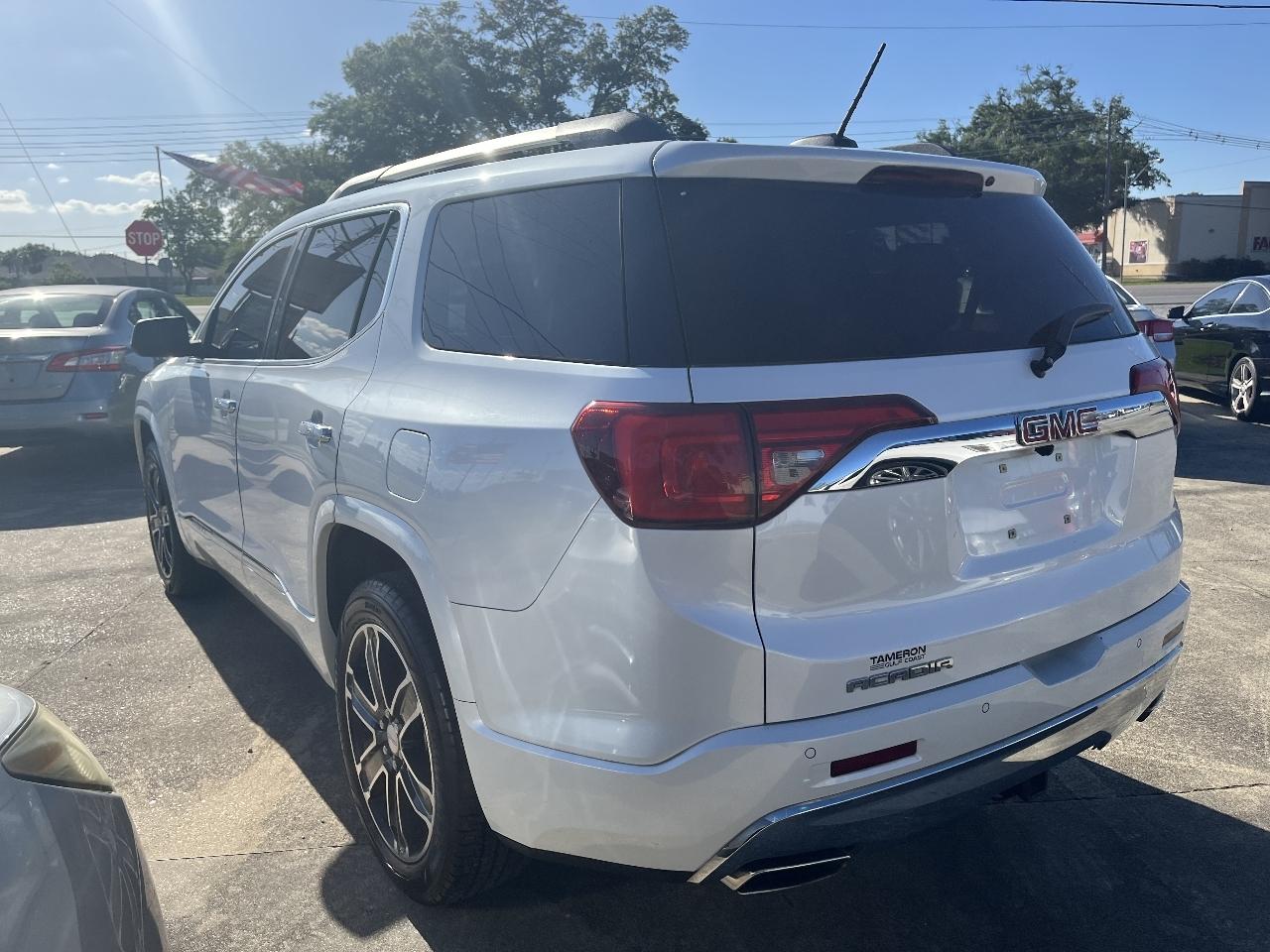 GMC Acadia Denali 2018