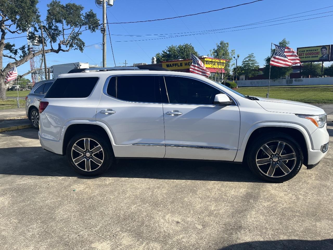 GMC Acadia Denali 2018