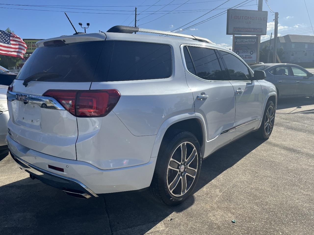 GMC Acadia Denali 2018