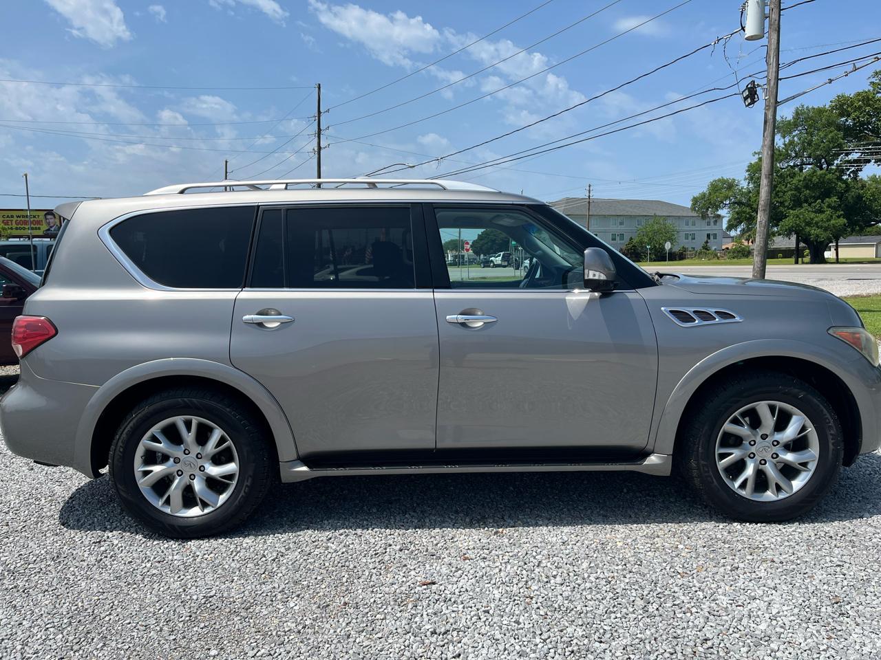 Infiniti QX56 2WD 2012