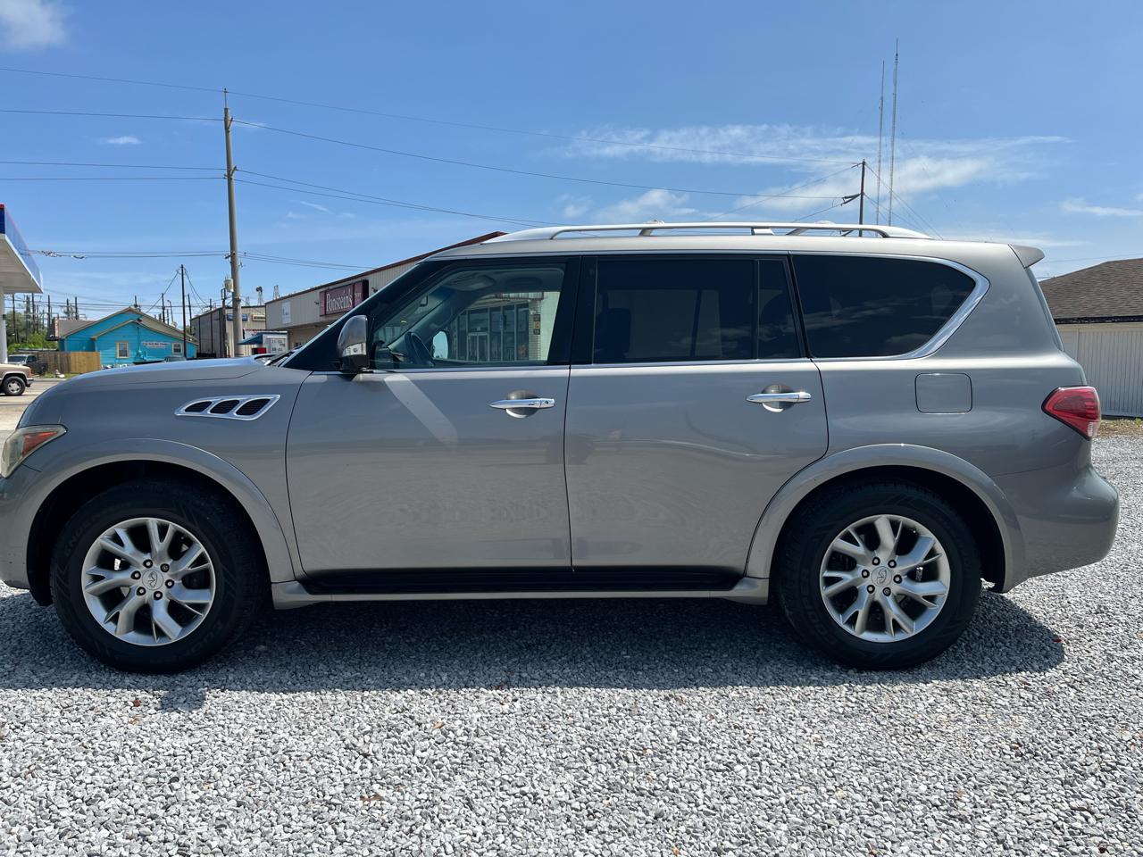 Infiniti QX56 2WD 2012