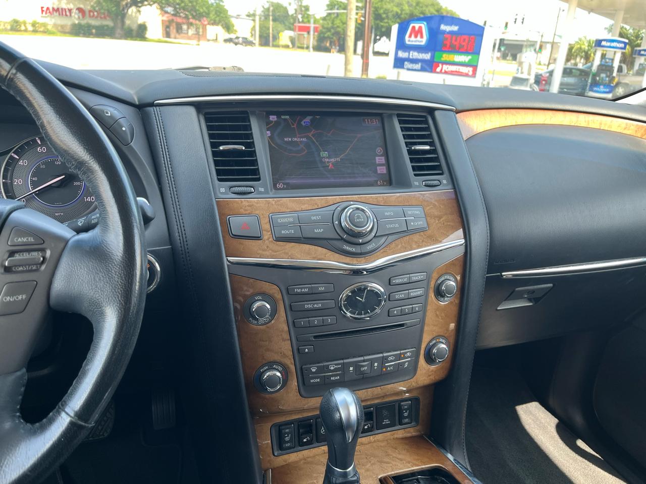 Infiniti QX56 2WD 2012