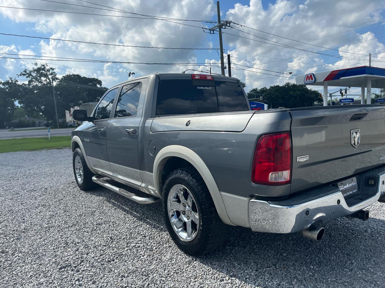 RAM 1500 Laramie Crew Cab 2WD 2010