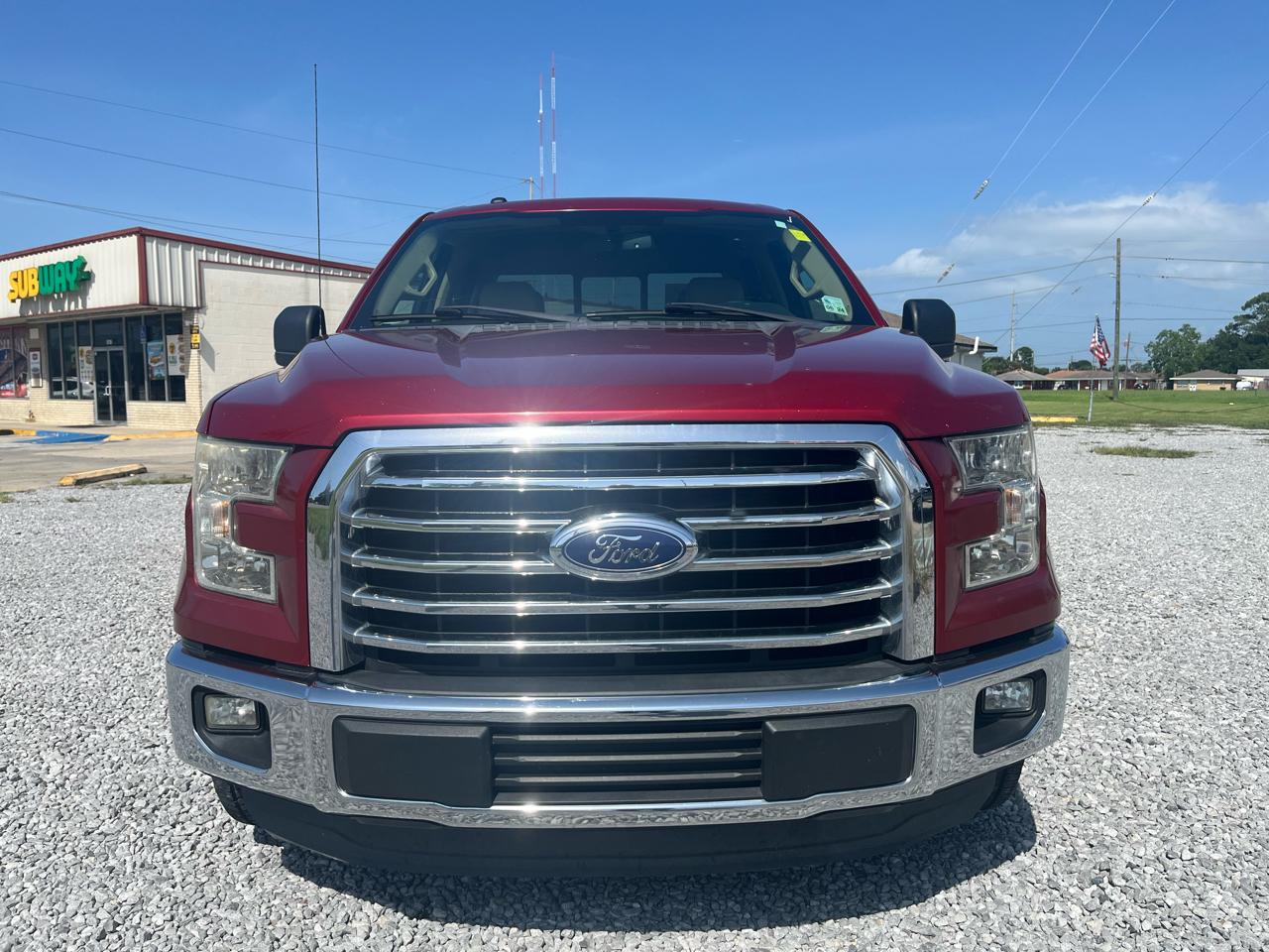 Ford F-150 SuperCrew Crew Cab 139" XLT 2015