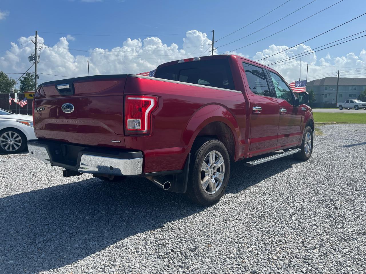 Ford F-150 SuperCrew Crew Cab 139" XLT 2015
