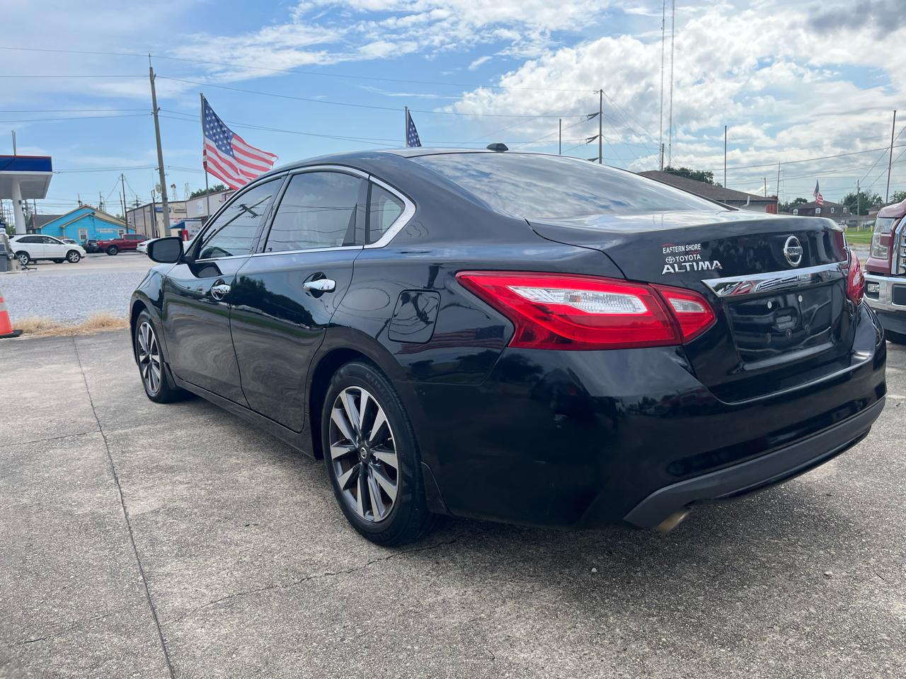 Nissan Altima 2.5 SV 2017