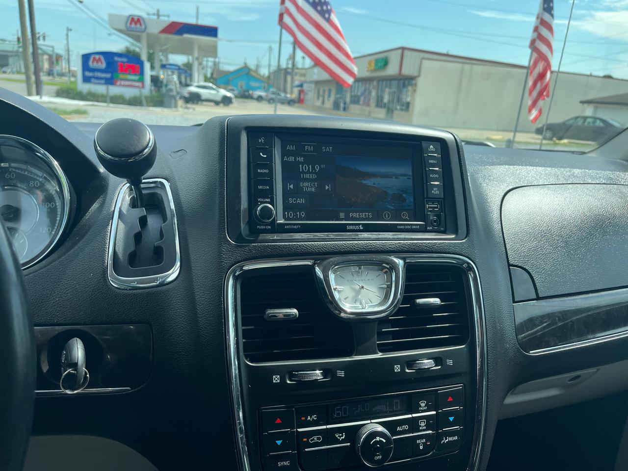 Chrysler Town & Country Touring 2015