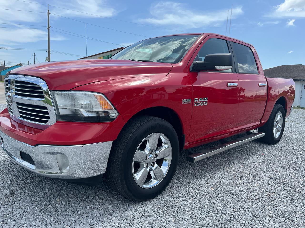 RAM 1500 SLT Crew Cab SWB 2WD 2016