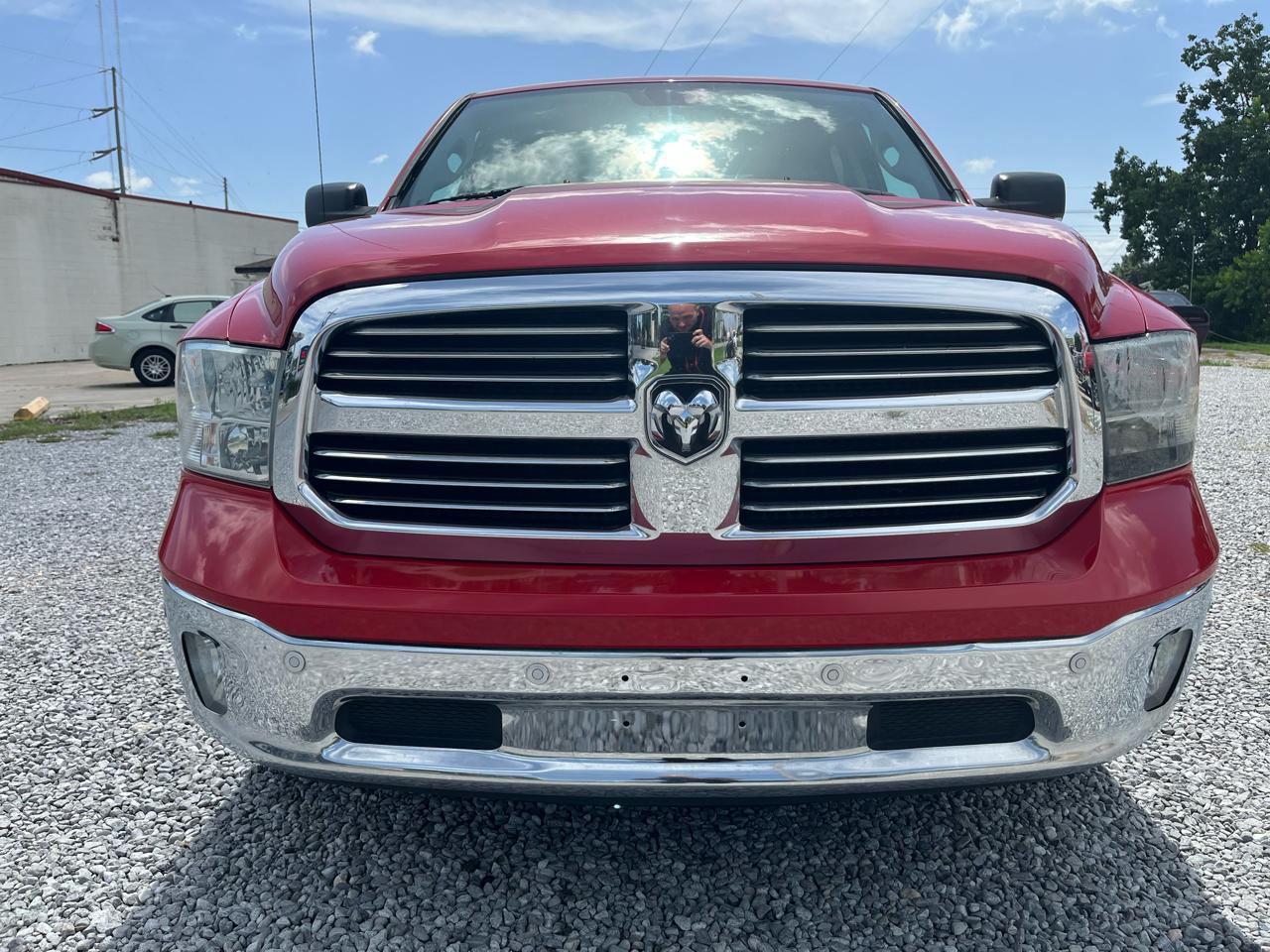 RAM 1500 SLT Crew Cab SWB 2WD 2016