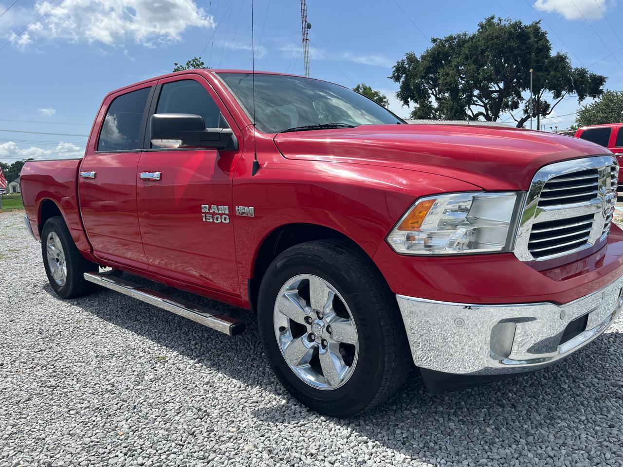 RAM 1500 SLT Crew Cab SWB 2WD 2016