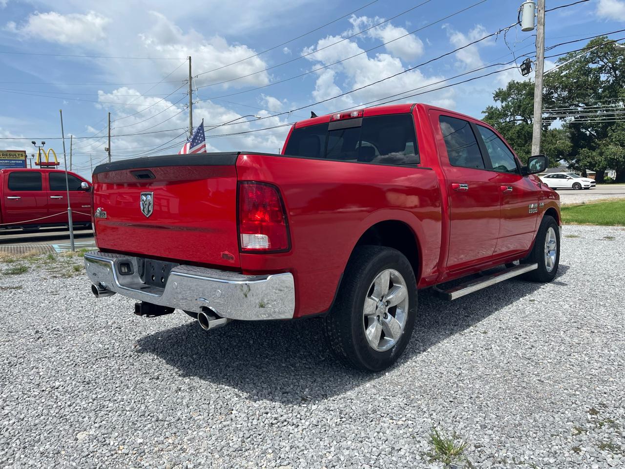 RAM 1500 SLT Crew Cab SWB 2WD 2016