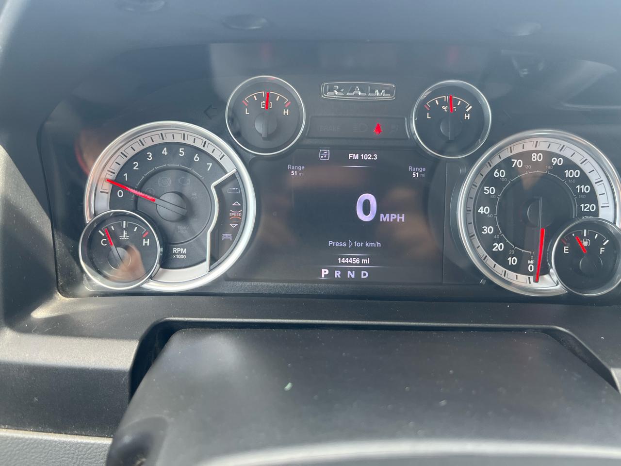 RAM 1500 SLT Crew Cab SWB 2WD 2016