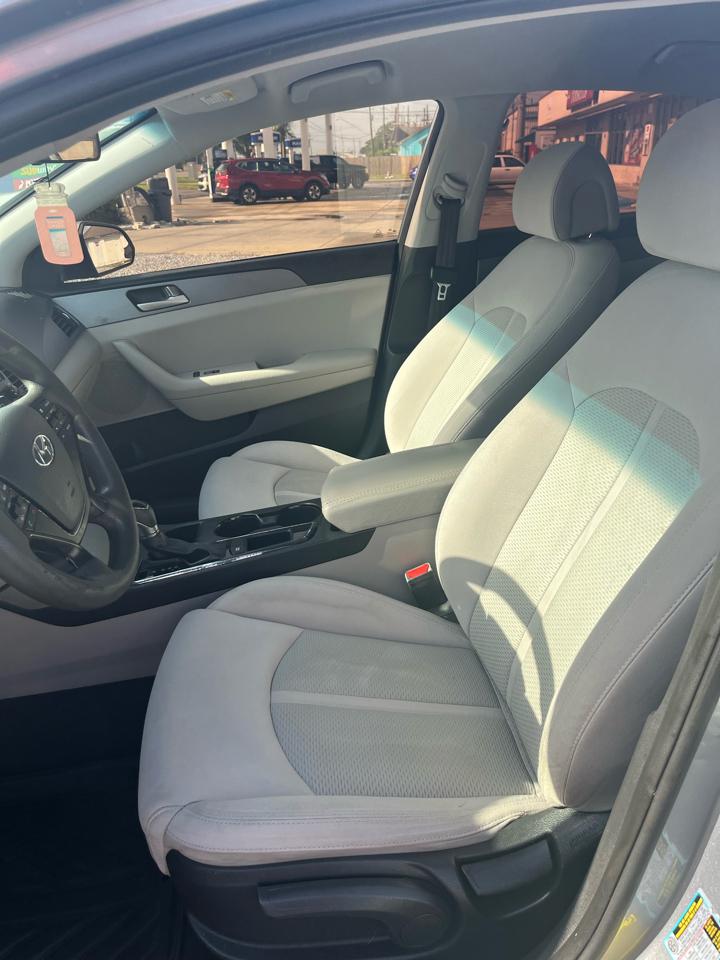 Hyundai Sonata SE 2017