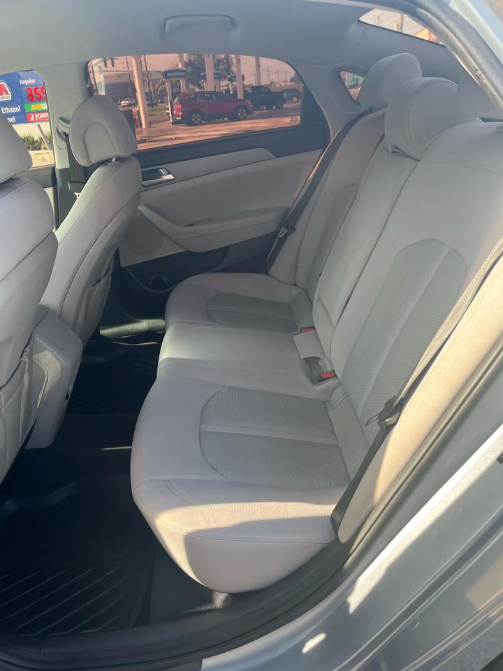 Hyundai Sonata SE 2017