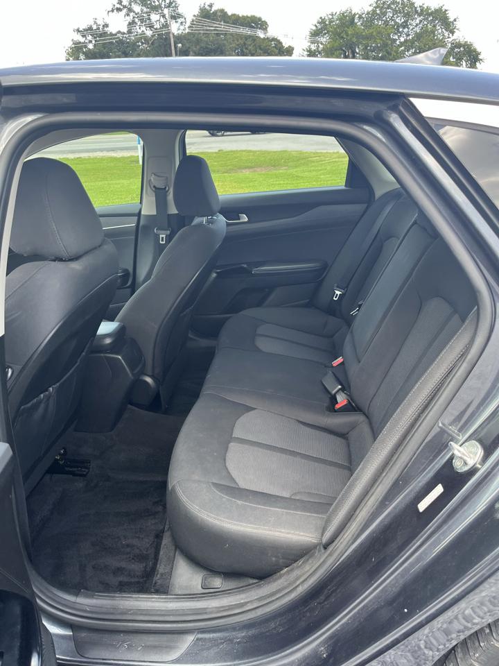 Kia K5 LXS 2021