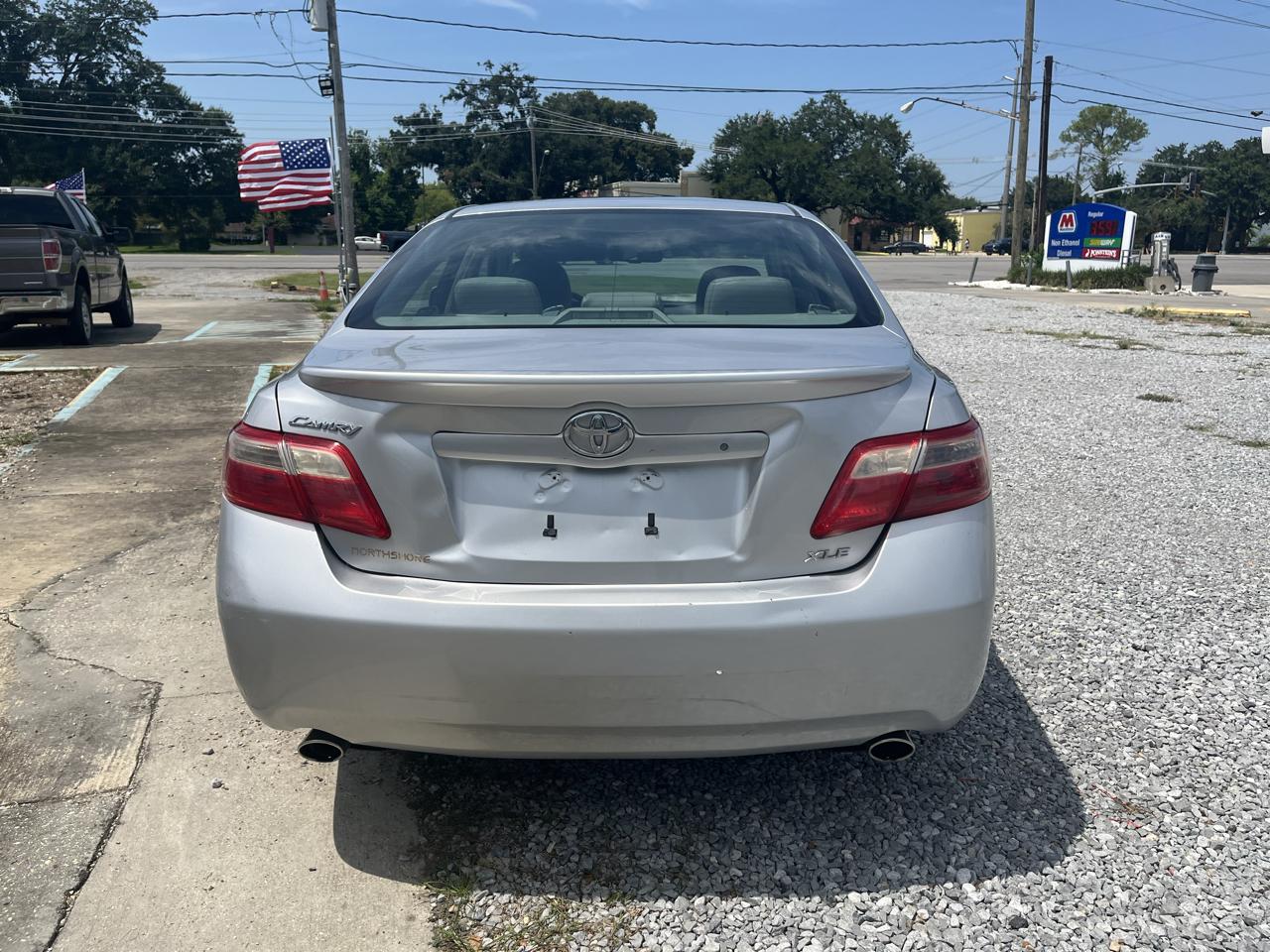 Toyota Camry LE V6 6-Spd AT 2009