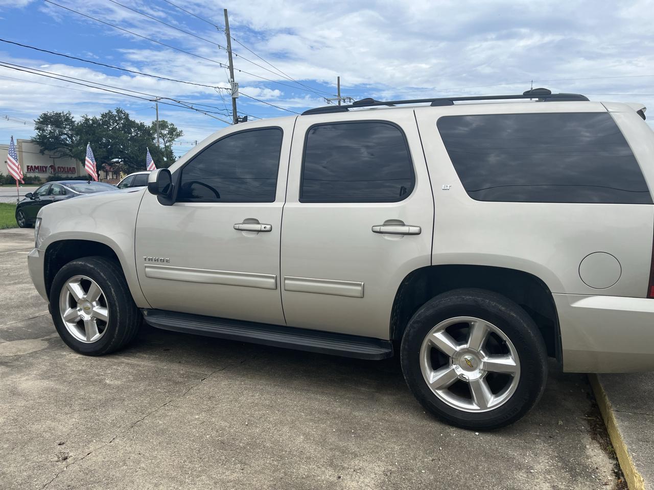 Chevrolet Tahoe LT 2WD 2013