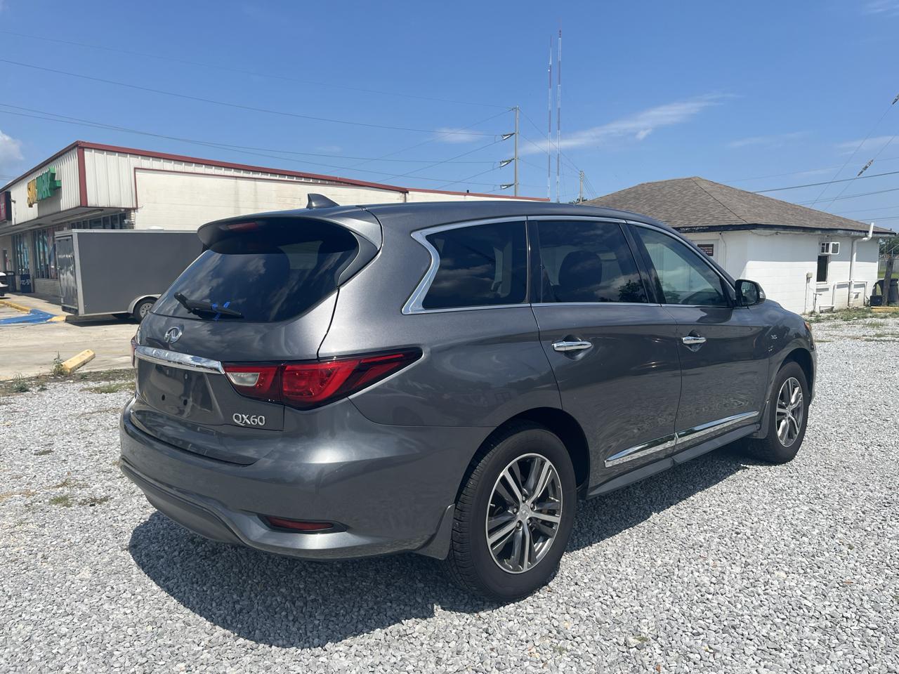 Infiniti QX60 Base FWD 2017