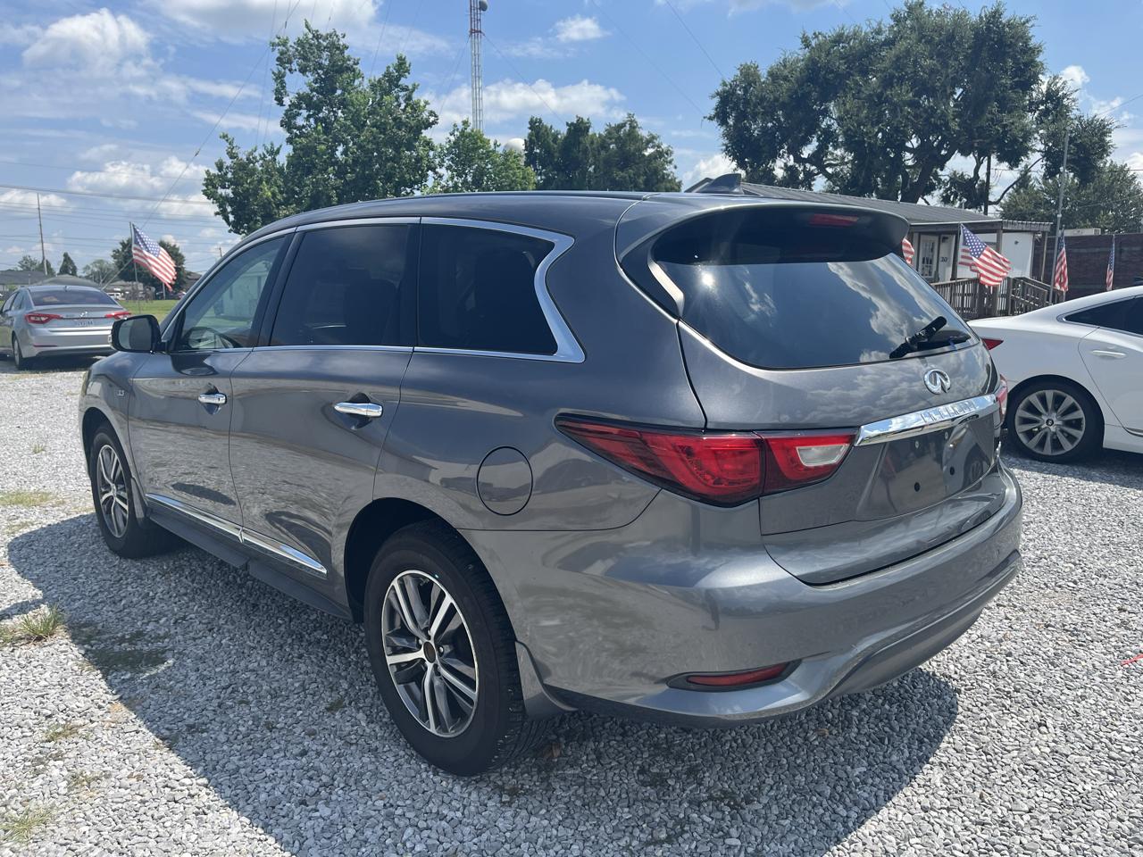 Infiniti QX60 Base FWD 2017