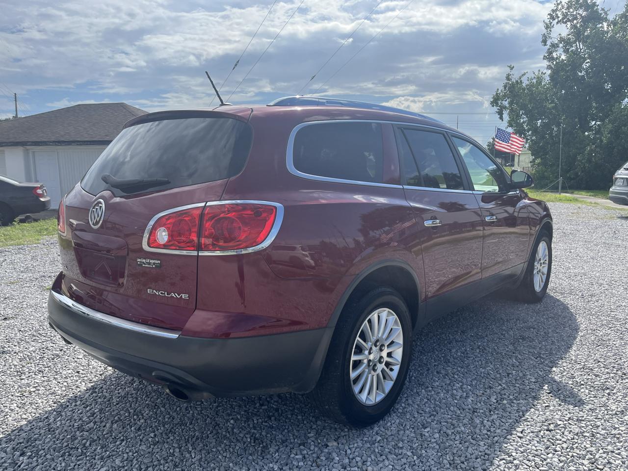 Buick Enclave CX FWD 2011