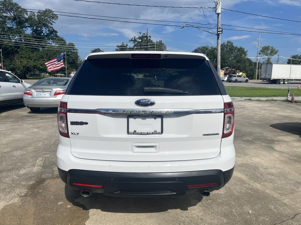 Ford Explorer XLT FWD 2013