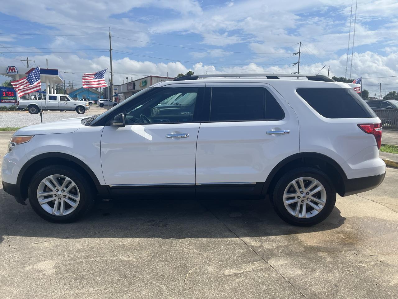 Ford Explorer XLT FWD 2013