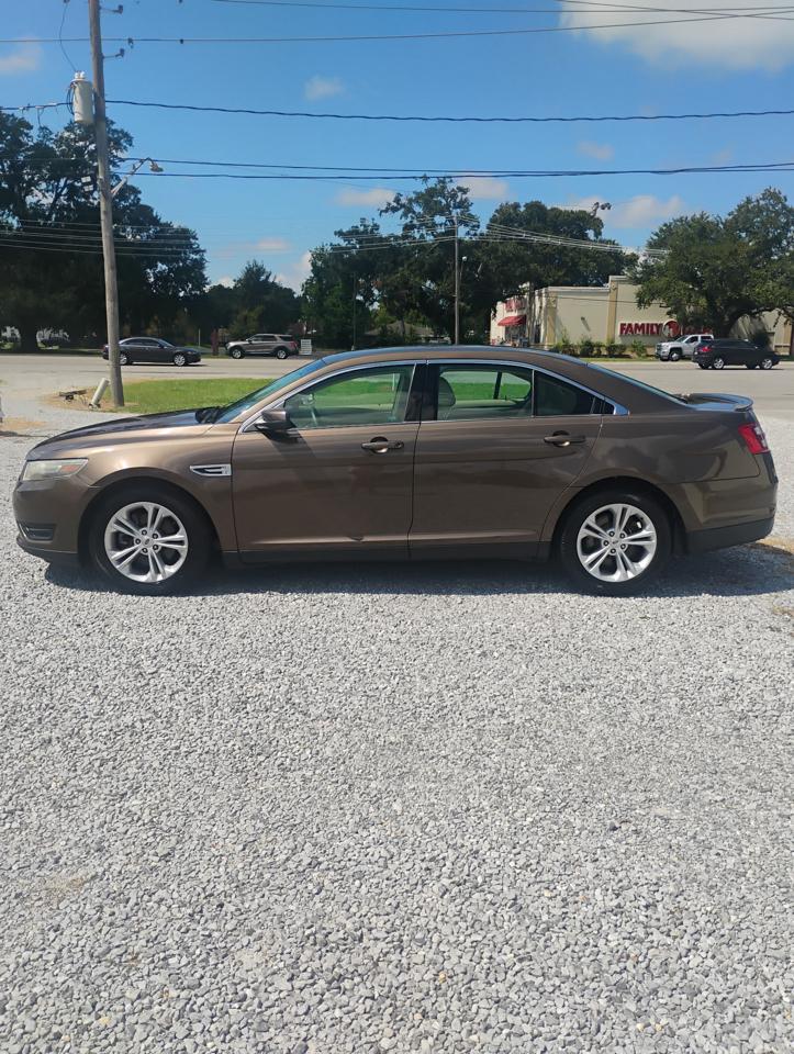 Ford Taurus SEL FWD 2015