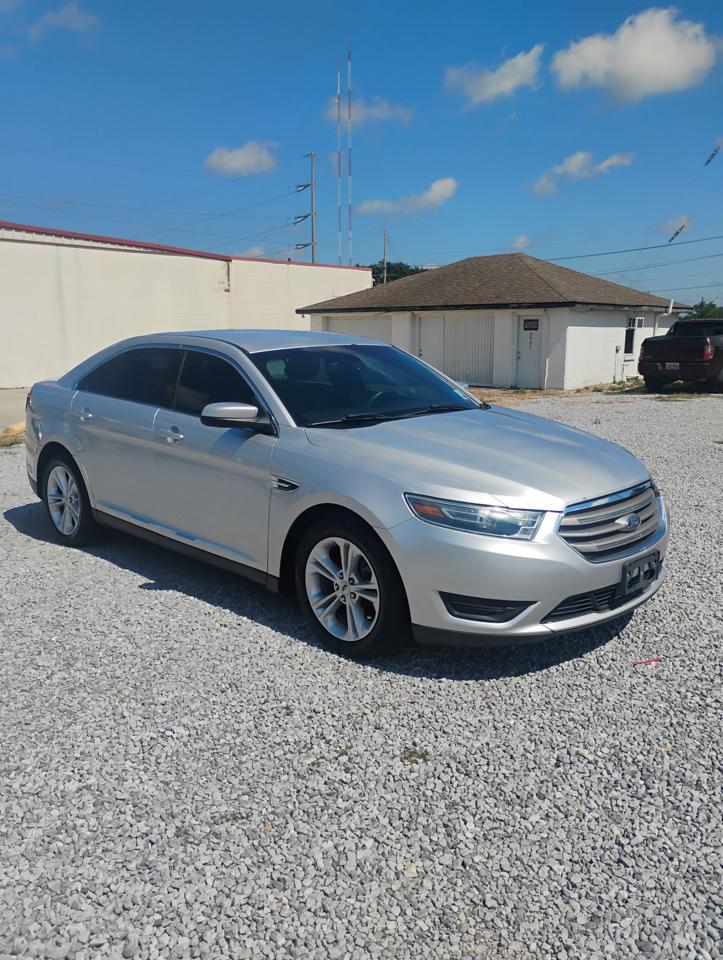 Ford Taurus SEL FWD 2016