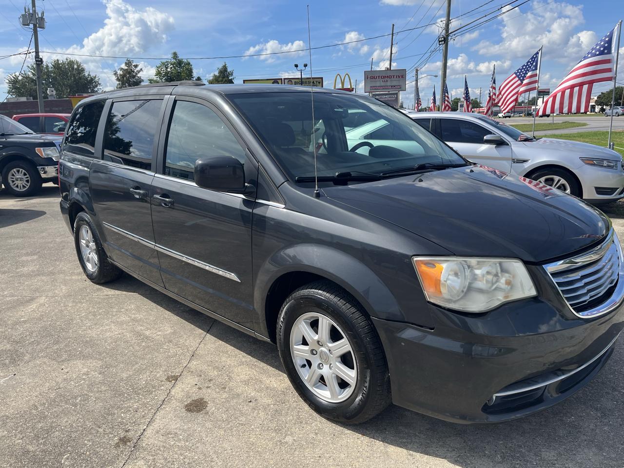 Chrysler Town & Country Touring 2012