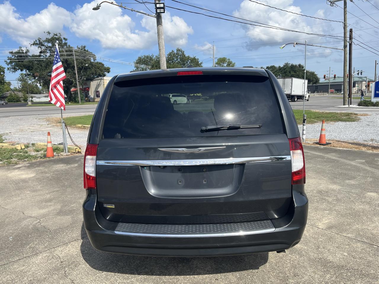 Chrysler Town & Country Touring 2012