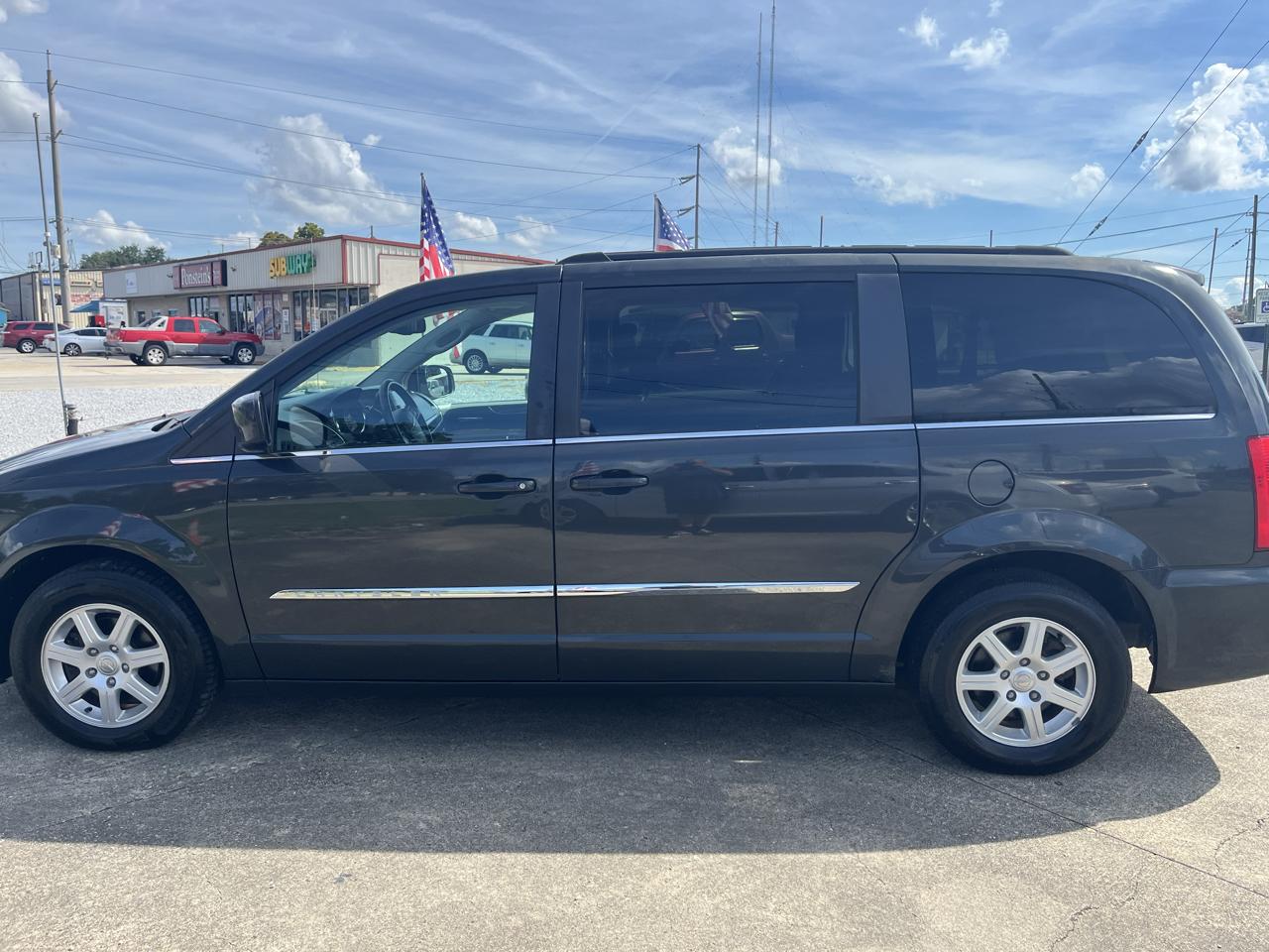 Chrysler Town & Country Touring 2012