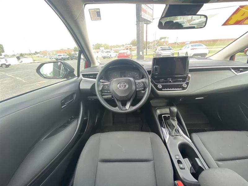 2024 Toyota Corolla LE photo 4
