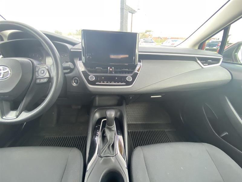 Toyota Corolla LE 2024