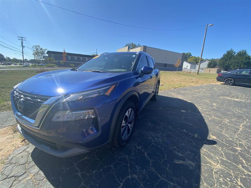2023 Nissan Rogue SV photo 2