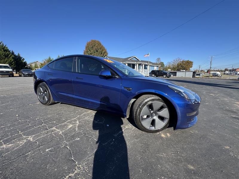 2022 Tesla Model 3 Long Range photo 2