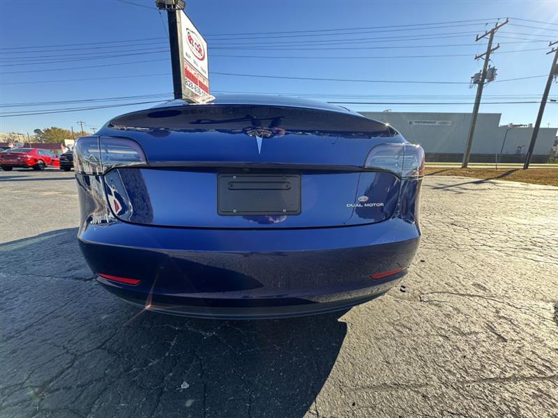 2022 Tesla Model 3 Long Range photo 3