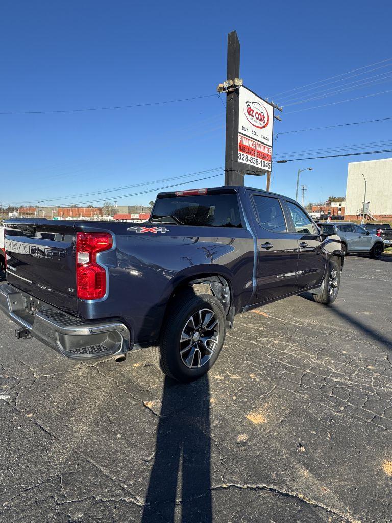 Chevrolet Silverado 1500 LT-L Crew Cab 4WD 2022