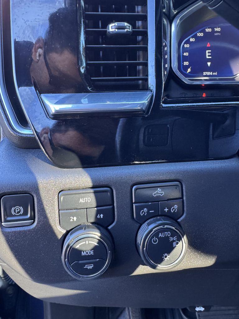 Chevrolet Silverado 1500 LT-L Crew Cab 4WD 2022