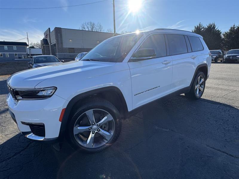 2022 Jeep Grand Cherokee L Limited's photo