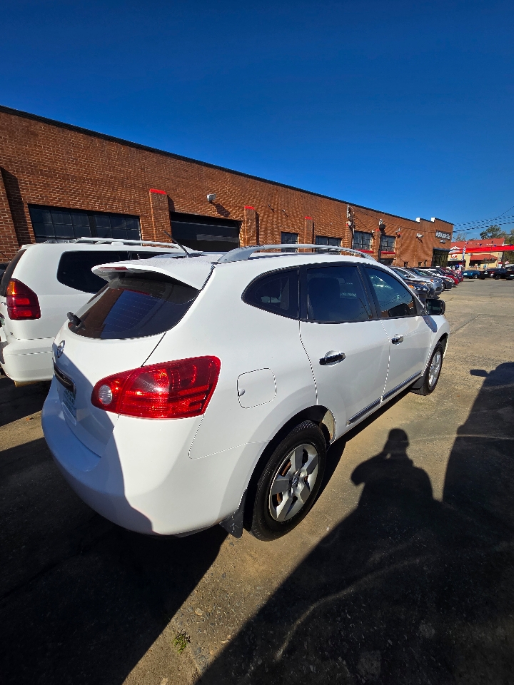 Nissan Rogue Select  2014