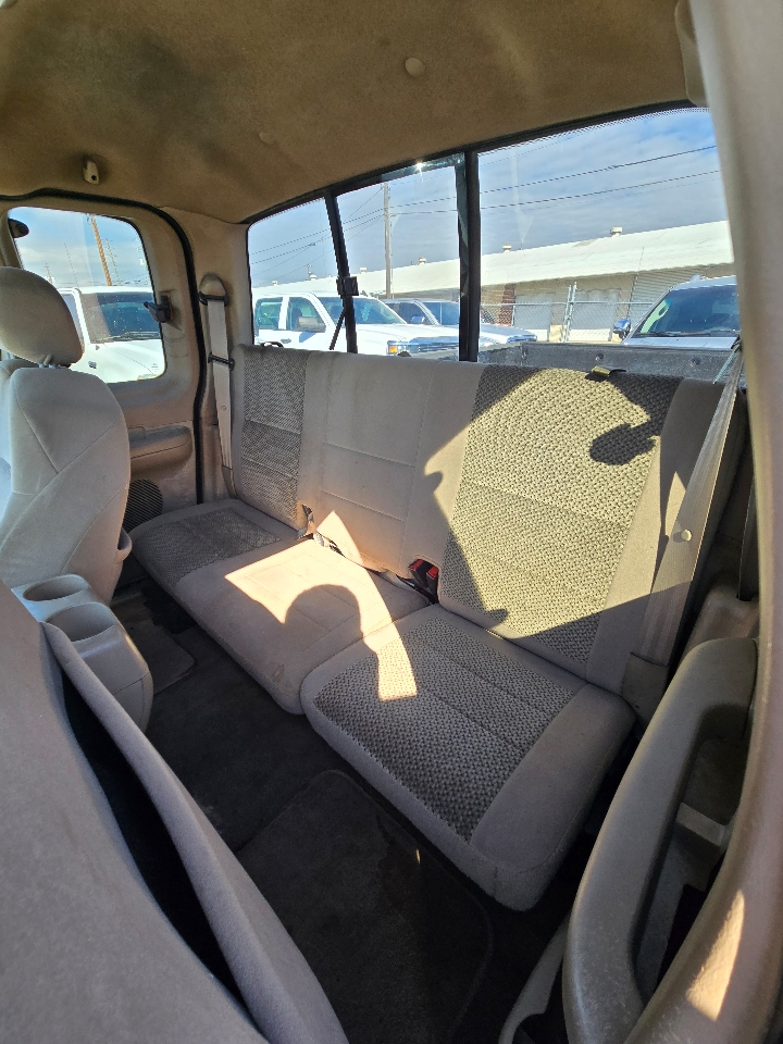 Ford F-150 XLT SuperCab 2WD 2003