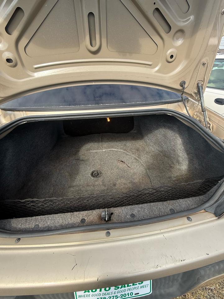 Chevrolet Impala Base 2005