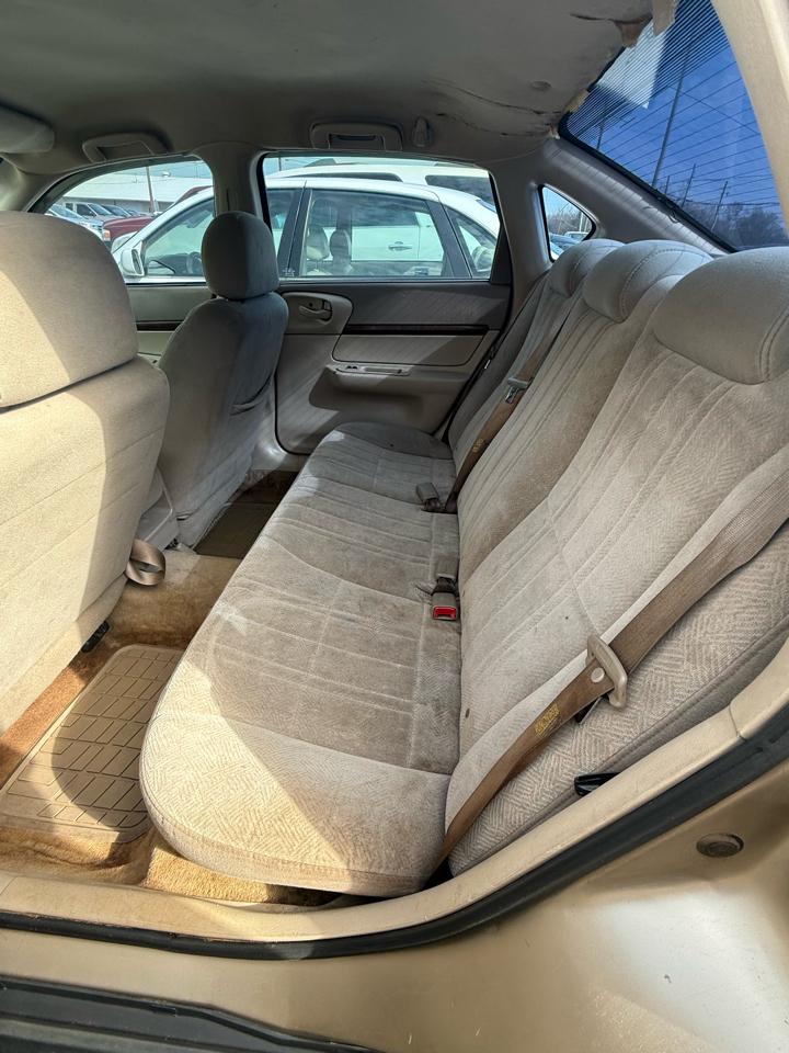 Chevrolet Impala Base 2005