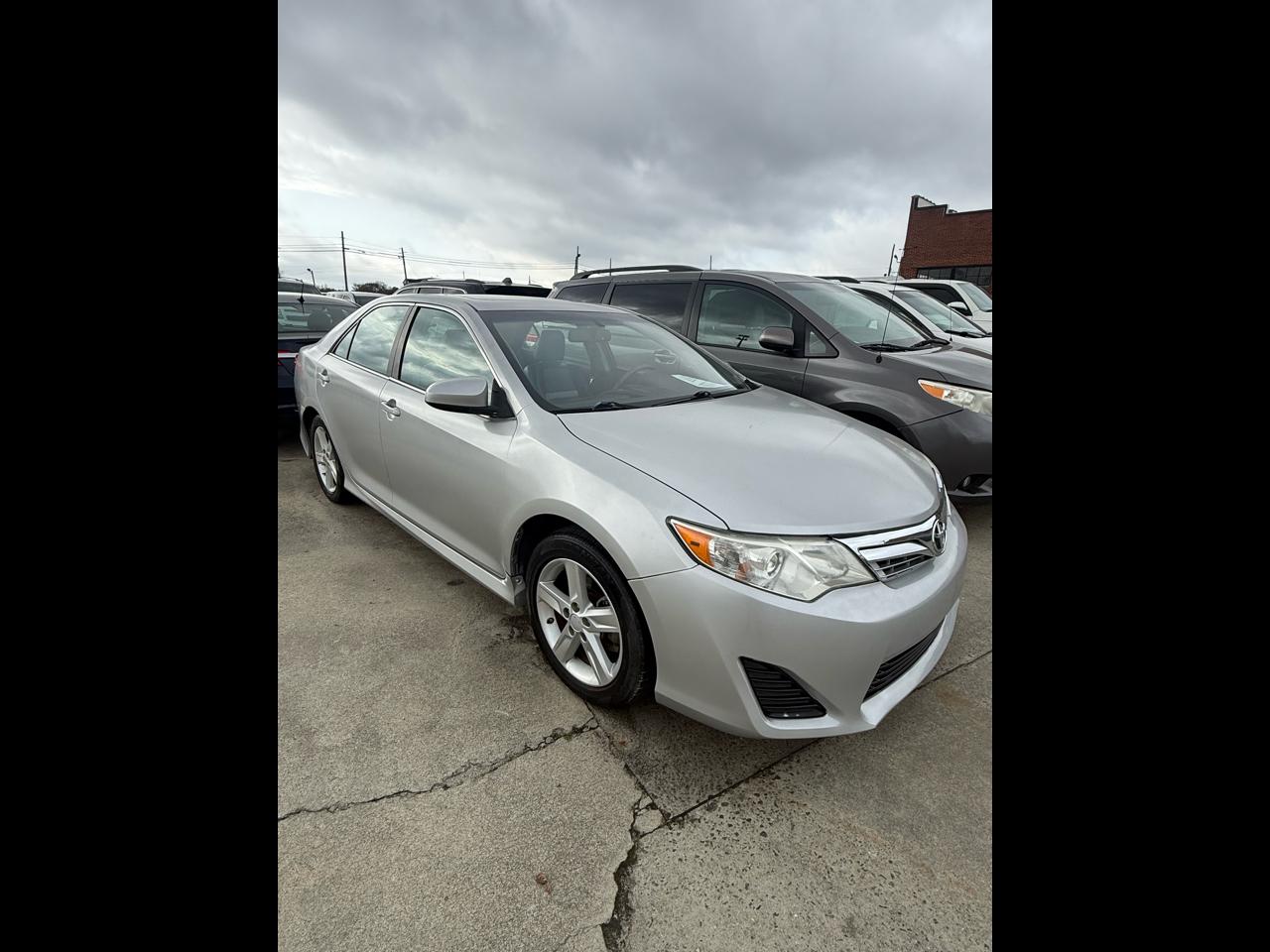 2014 Toyota Camry SE