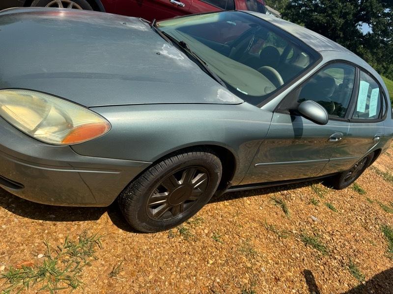 2007 Ford Taurus SEL (Fleet)'s photo