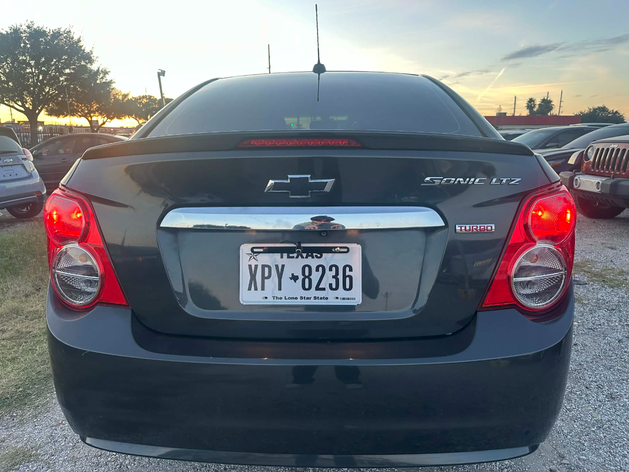 Chevrolet Sonic LTZ Auto Sedan 2015