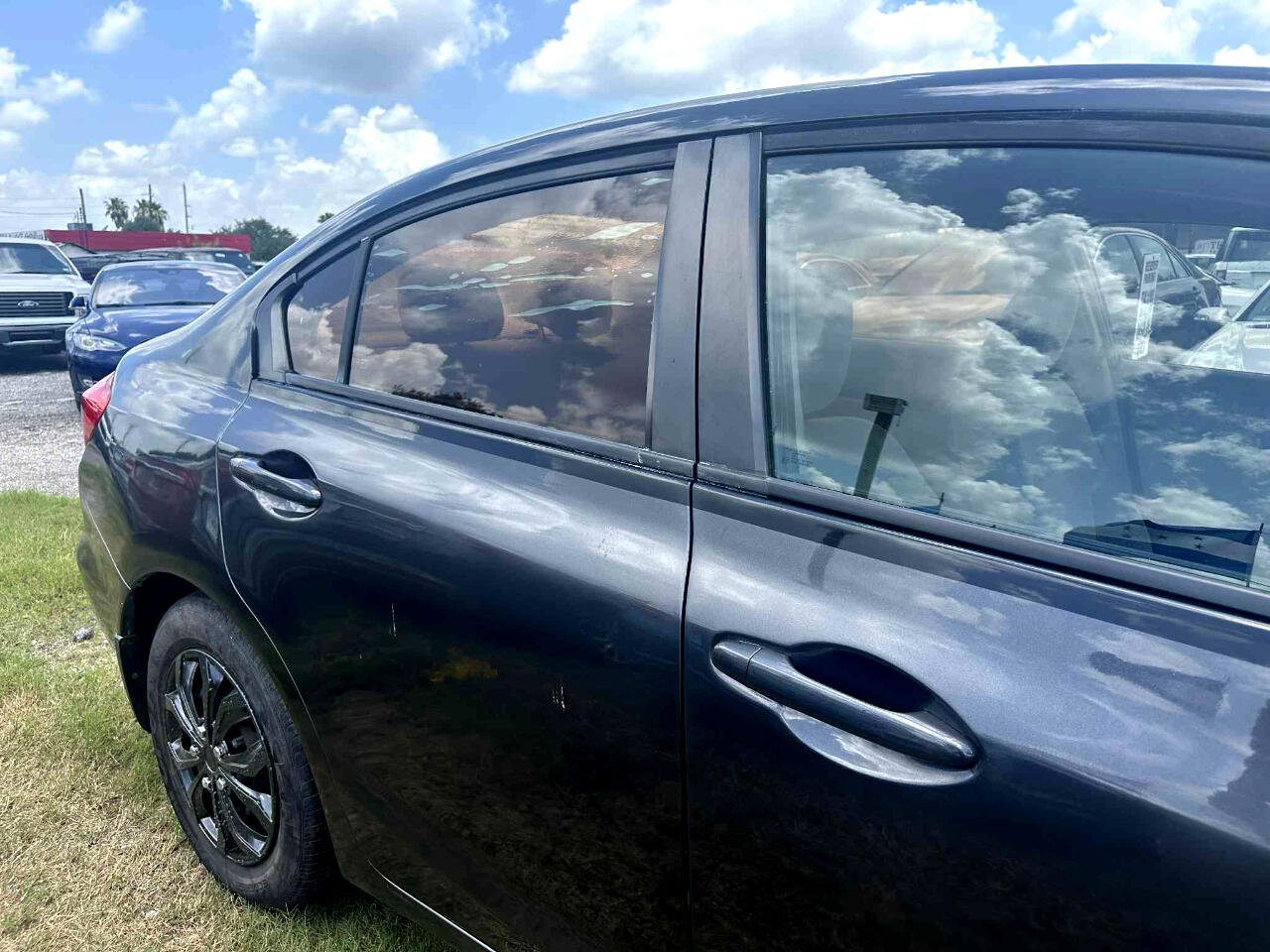 Honda Civic LX Sedan 5-Speed AT 2012